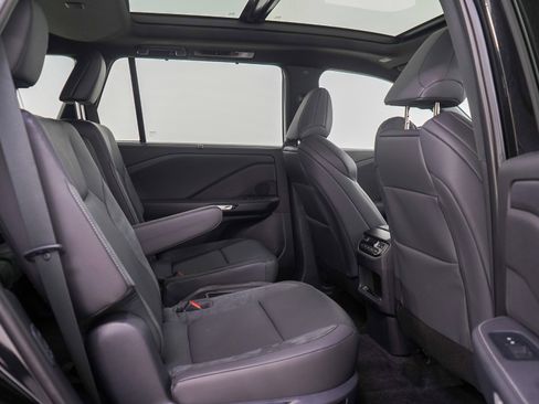Used 2025 Lexus TX 500h AWD image 14