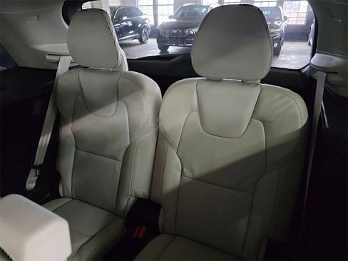New 2026 Volvo XC90 B6 Ultra w/ Protection Package image 13