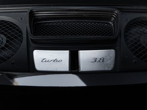 Certified 2015 Porsche 911 Turbo image 34