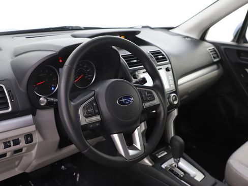 Used 2018 Subaru Forester 2.5i Premium w/ All-Weather Package image 20