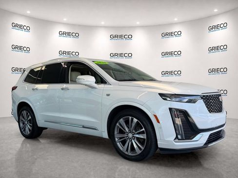 Used 2020 Cadillac XT6 Premium Luxury FWD image 1