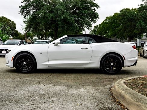 Used 2023 Chevrolet Camaro LT image 8