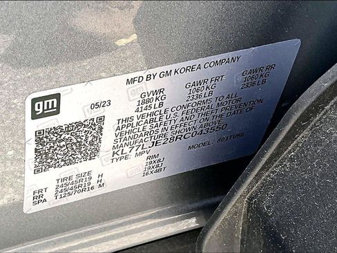Used 2024 Chevrolet Trax RS w/ Sunroof Package FWD image 34