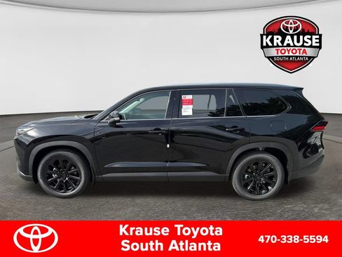 New 2026 Toyota Grand Highlander XLE FWD image 4