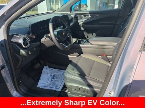 Used 2024 Chevrolet Blazer EV LT AWD/4WD image 15