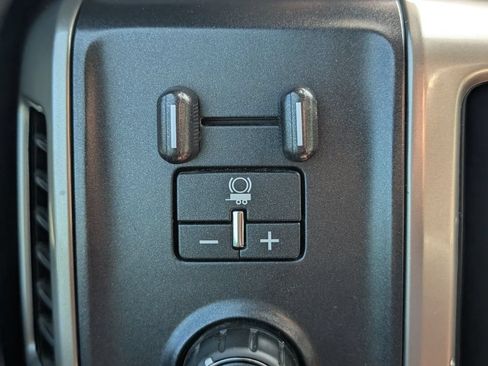 Used 2019 Chevrolet Silverado 2500 High Country w/ Duramax Plus Package AWD/4WD image 12