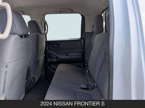 Used 2024 Nissan Frontier S w/ Technology Package RWD image 15