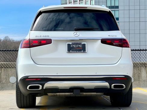 Certified 2024 Mercedes-Benz GLS 450 4MATIC image 6