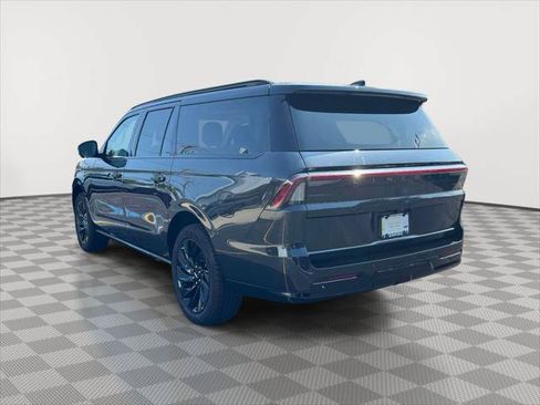 Used 2026 Lincoln Navigator L Reserve w/ Jet Appearance Package AWD/4WD image 5
