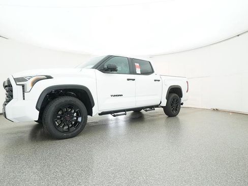 New 2025 Toyota Tundra SR5 image 25