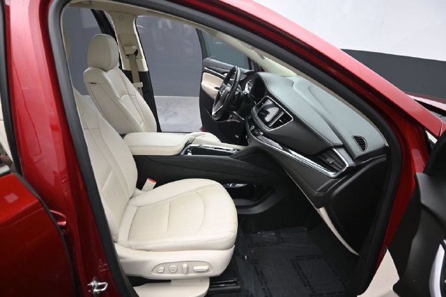 Used 2023 Buick Enclave Premium w/ Experience Buick Package AWD/4WD image 38