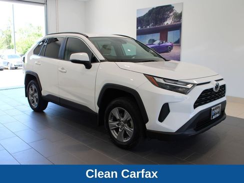 Used 2022 Toyota RAV4 XLE FWD image 2