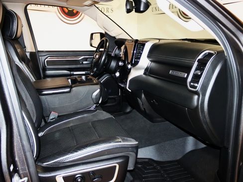 Used 2019 RAM 1500 Laramie image 52