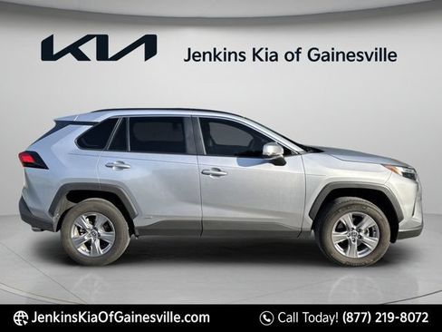 Used 2023 Toyota RAV4 XLE w/ Convenience Package AWD/4WD image 9