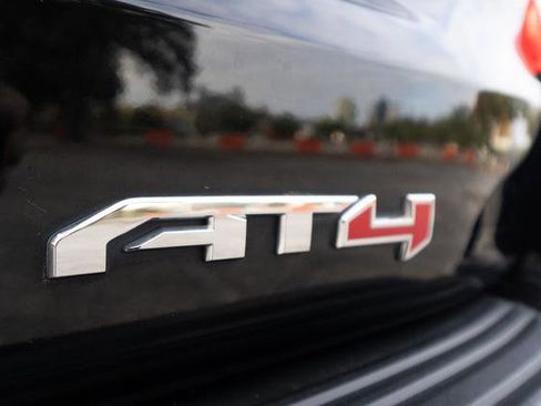 Used 2023 GMC Yukon AT4 w/ Technology Package image 48