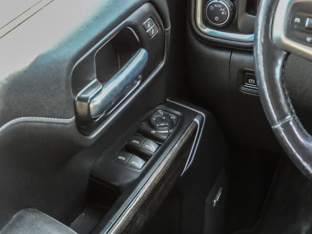 Used 2021 Chevrolet Silverado 1500 RST w/ Convenience Package II AWD/4WD image 27