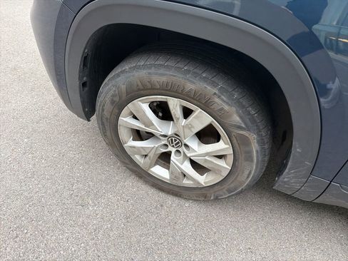 Used 2021 Volkswagen Atlas Cross Sport S image 25