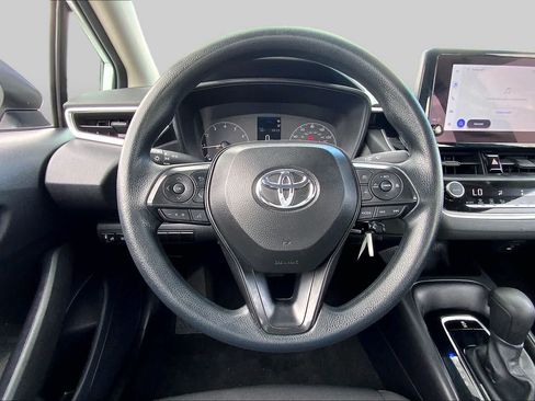 Used 2024 Toyota Corolla LE FWD image 6