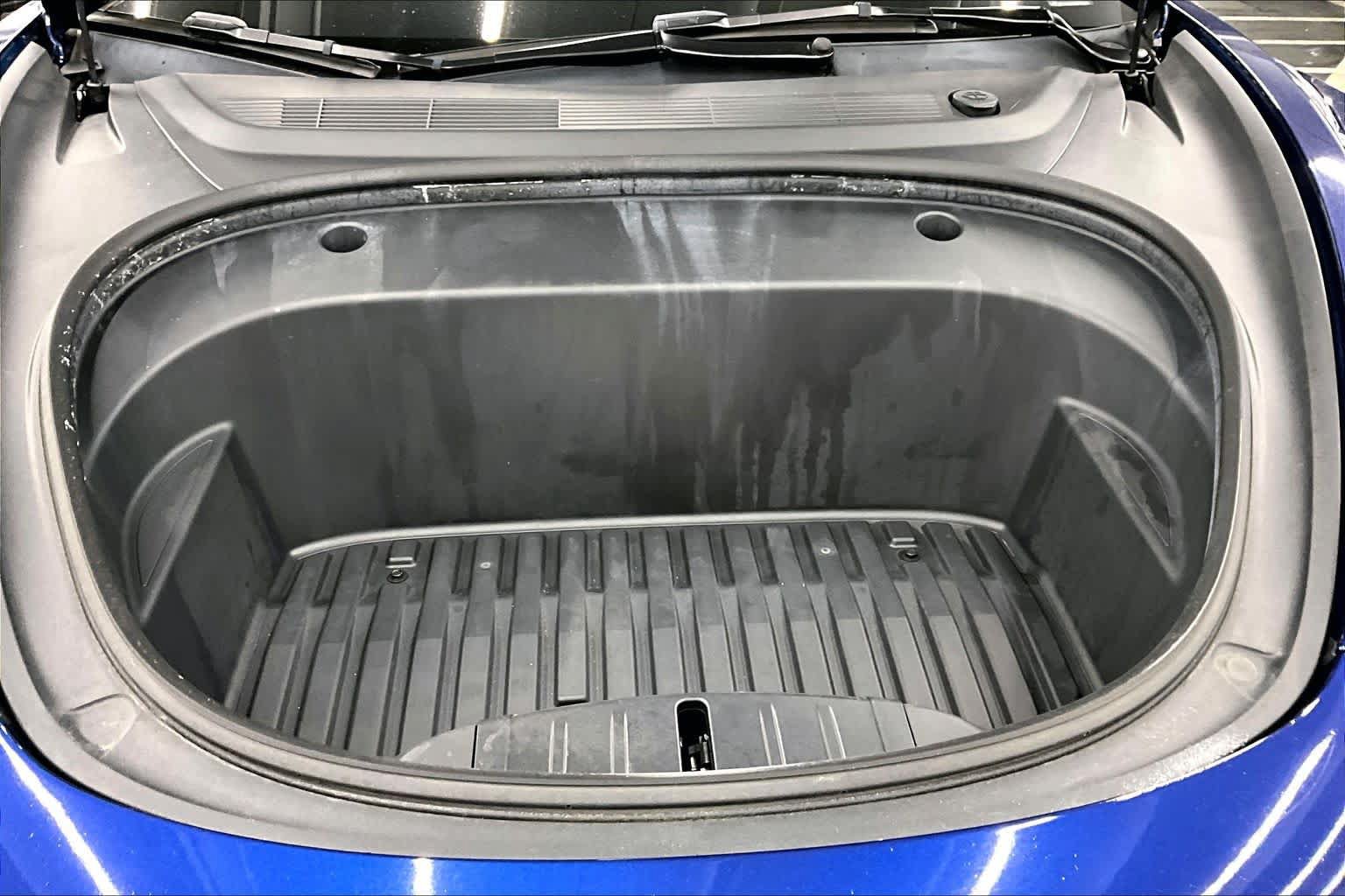 Used 2023 Tesla Model 3 Standard Range RWD image 31