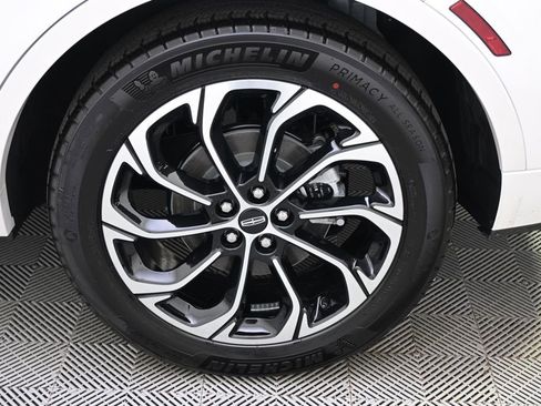 New 2026 Lincoln Nautilus Reserve AWD/4WD image 20