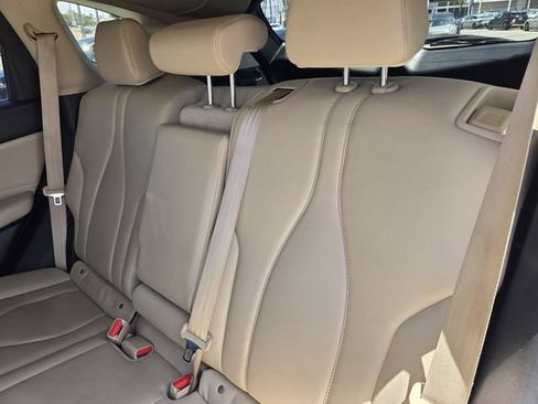 Used 2019 Acura RDX FWD image 11