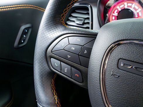 Used 2022 Dodge Challenger R/T Scat Pack RWD image 67