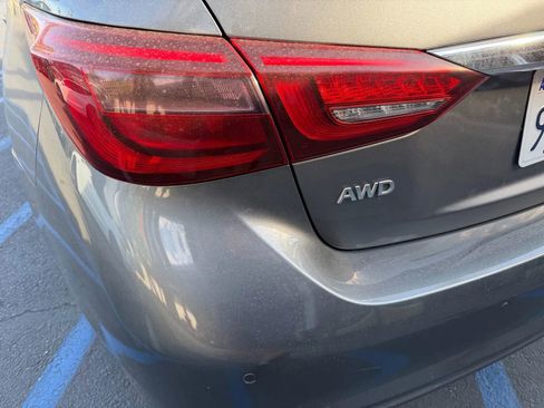 Used 2020 INFINITI Q50 Luxe w/ Essential Package (3.0T Luxe) AWD/4WD image 9