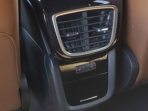 Used 2023 Lincoln Nautilus Reserve AWD/4WD image 31