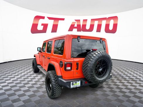 Used 2020 Jeep Wrangler Unlimited Sahara w/ Uconnect 4C Nav & Sound Group AWD/4WD image 3