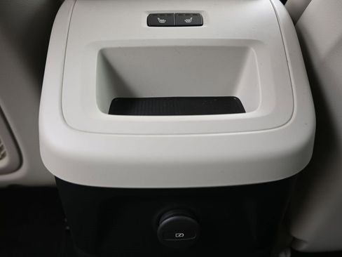 New 2026 Volvo XC60 T8 Ultra image 20