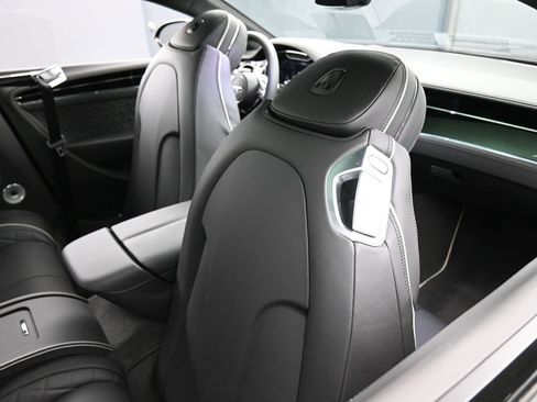 Certified 2023 Bentley Continental GT V8 image 24