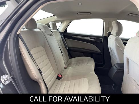 Used 2019 Ford Fusion S FWD image 17