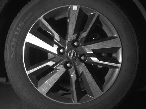 Used 2025 Nissan Versa SV FWD image 13