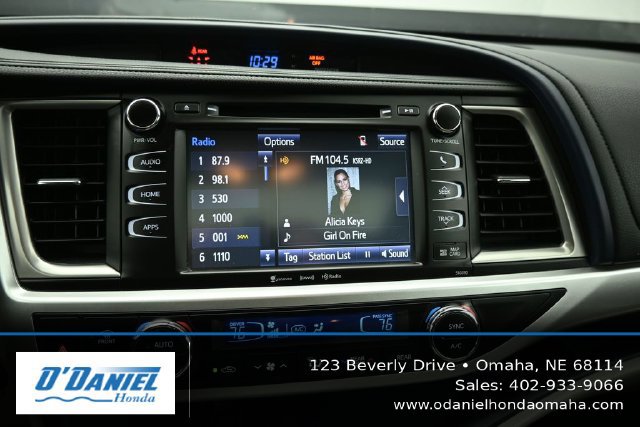 Used 2019 Toyota Highlander XLE w/ Protection Package #3 AWD/4WD image 31