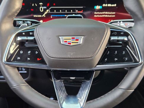 Certified 2025 Cadillac Escalade V w/ LPO, ONYX Package AWD/4WD image 16