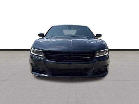 Used 2023 Dodge Charger SXT RWD image 2