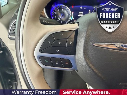 Used 2021 Chrysler Pacifica Limited AWD/4WD image 21