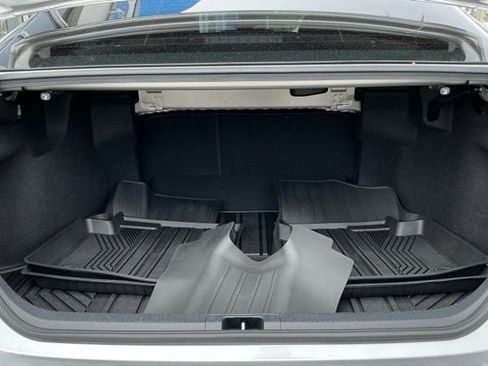 Used 2022 Toyota Camry SE FWD image 10