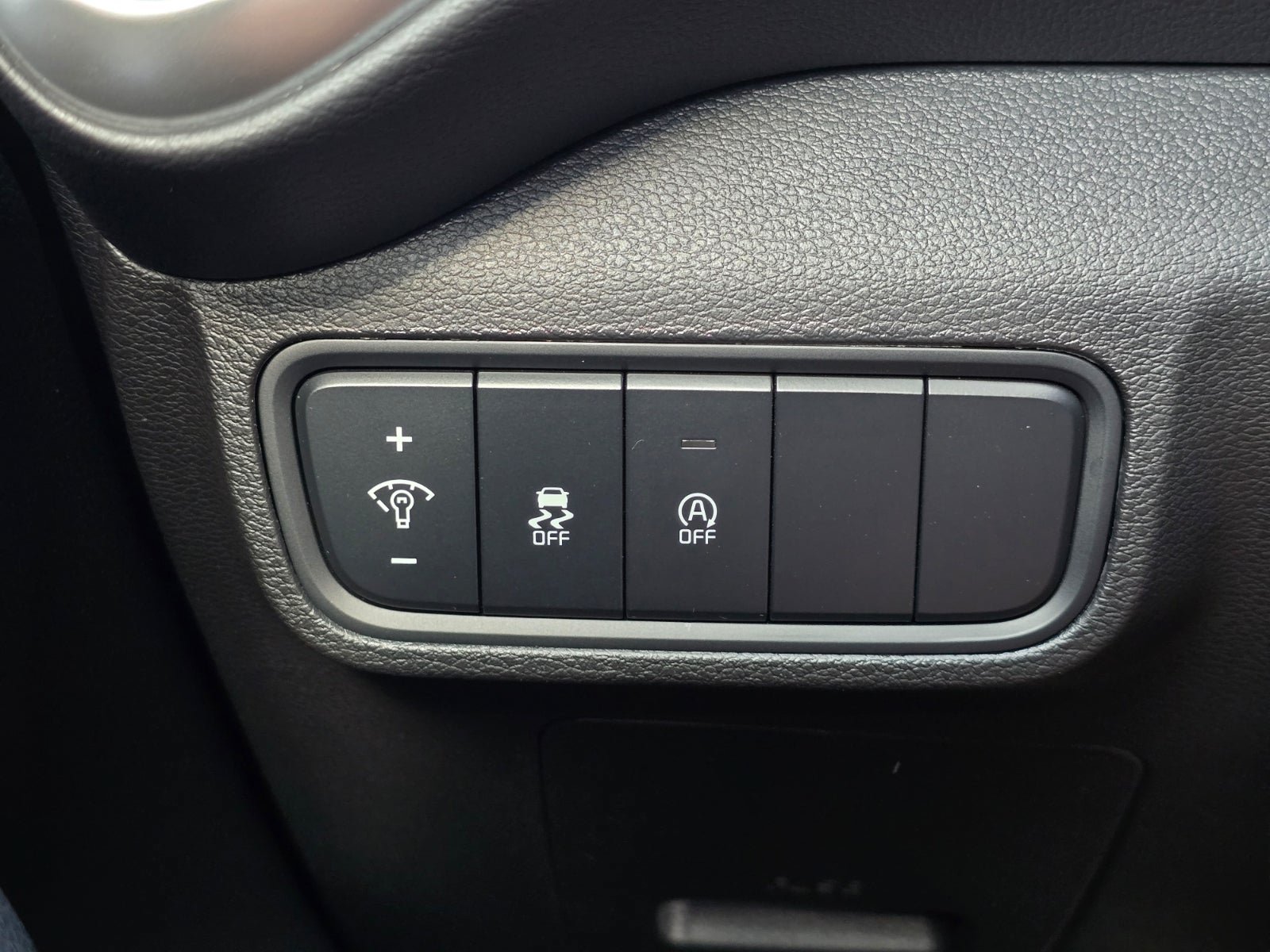 Used 2023 Kia Soul LX FWD image 21
