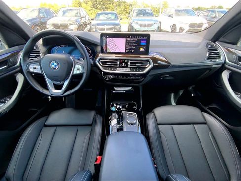 Used 2024 BMW X3 xDrive30i w/ Premium Package image 15