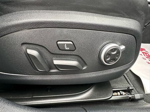 Used 2021 Audi S4 Premium Plus w/ Premium Plus Package image 13