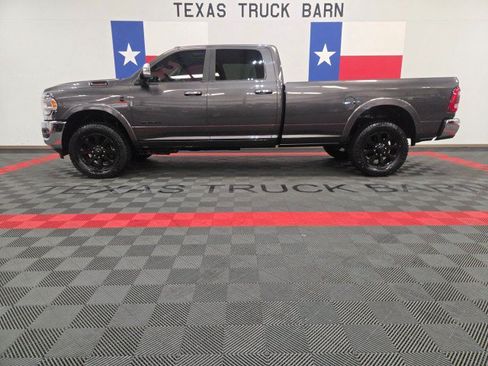 Used 2019 RAM 3500 Laramie AWD/4WD image 1