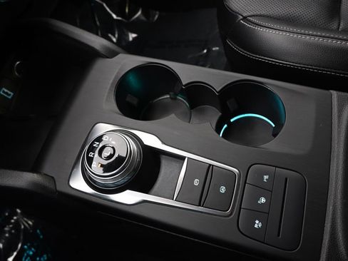 Used 2020 Ford Escape Titanium image 34