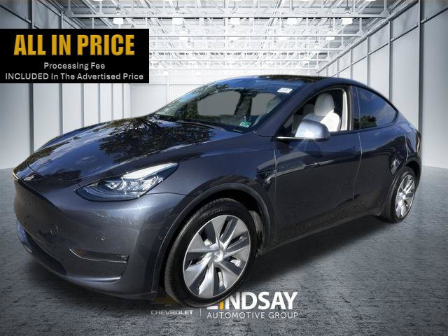 Used 2022 Tesla Model Y Long Range AWD/4WD image 1
