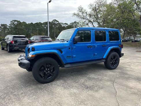 Used 2021 Jeep Wrangler Unlimited Sahara image 7