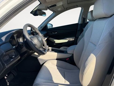 New 2025 Honda Accord SE image 2