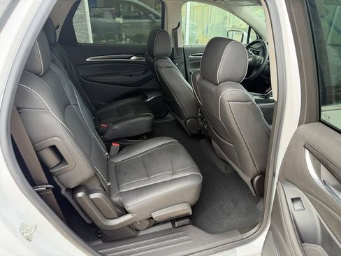 Used 2021 Buick Enclave Avenir w/ Avenir Technology Package image 7