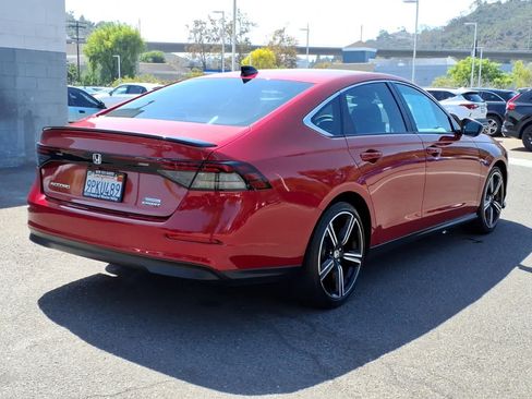 Used 2024 Honda Accord Sport image 4