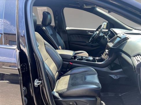 Used 2020 Ford Edge ST w/ Equipment Group 401A AWD/4WD image 29