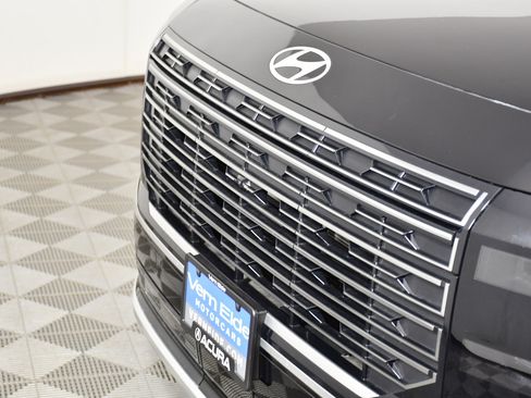 Used 2026 Hyundai Palisade Calligraphy AWD/4WD image 11
